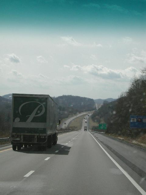 pix6roadview.jpg (221556 bytes)